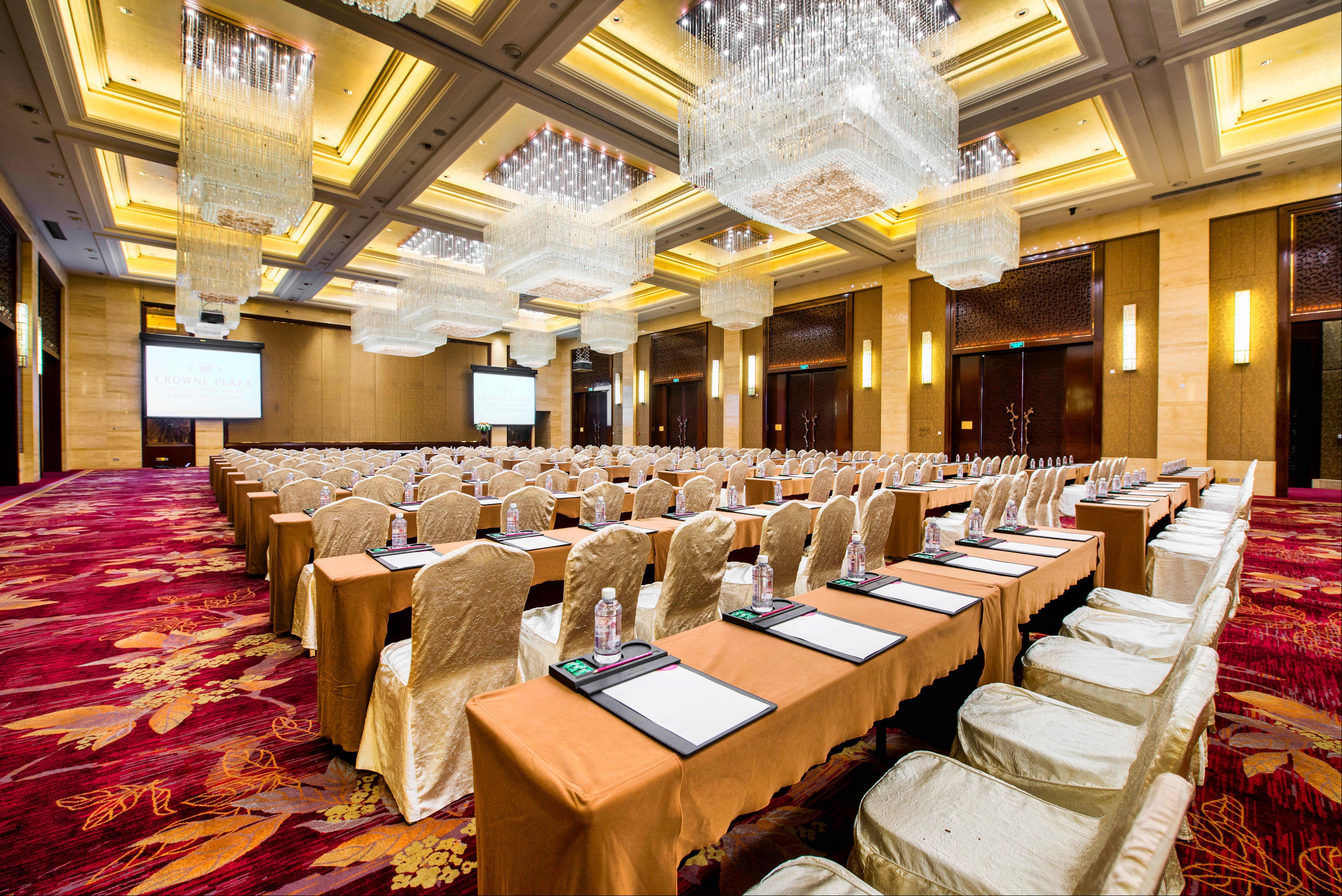 Crowne Plaza Chengdu Panda Garden By Ihg Hotel Екстериор снимка