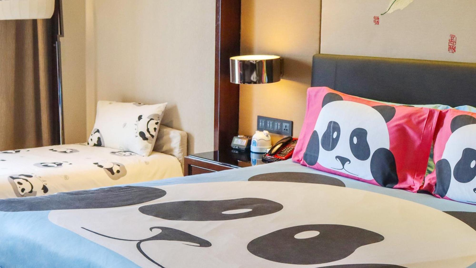 Crowne Plaza Chengdu Panda Garden By Ihg Hotel Екстериор снимка