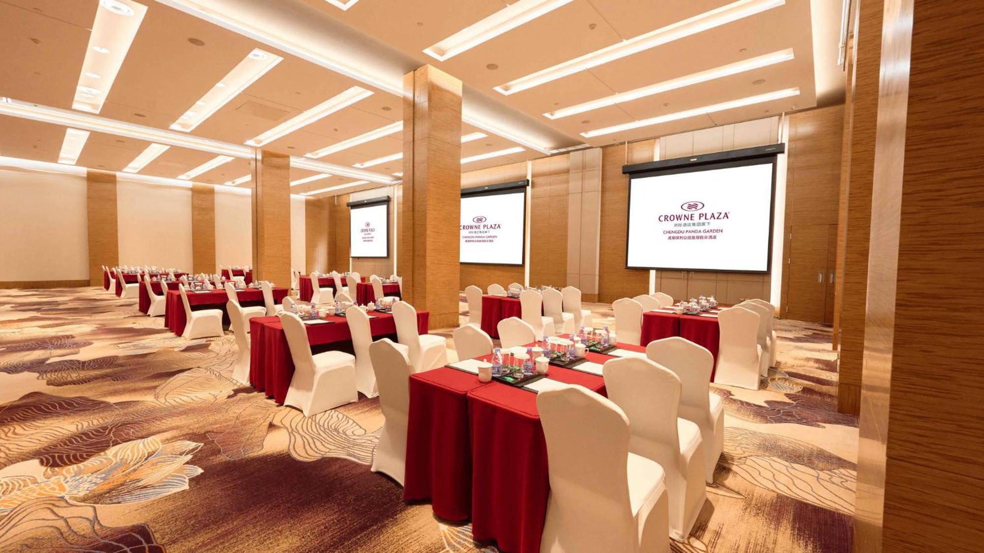 Crowne Plaza Chengdu Panda Garden By Ihg Hotel Екстериор снимка